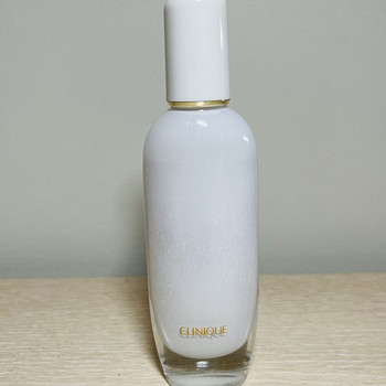 Aromatics in White Clinique
