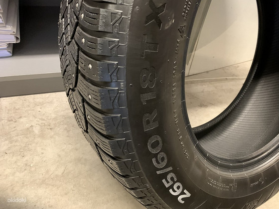 265/60 R18 114T XL FR IceContact 2 KD SUV 4 1 Continental