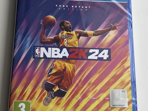 NBA 2K24 (PS4)