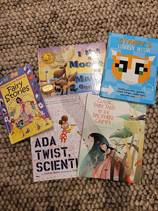 English books / Inglisekeelsed lasteraamatud (4 foto / 4)
