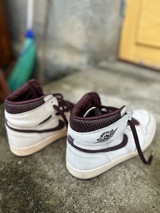 Джордан 1 Retro High OG A Ma Maniére (3 фото из 5)