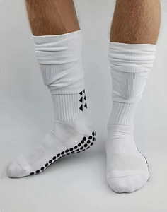 Футбольные щитки (4 фото из 5)