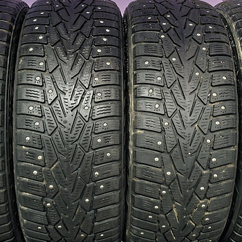 R17 Nokian naastrehvid 215/60/17 - paigaldus