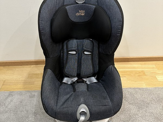 Автокресло Britax Römer king II