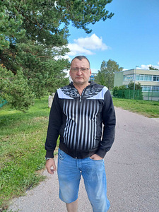 Мойка полов машиной (1 фото из 1)