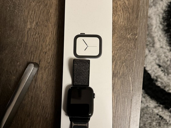 Apple Watch Series 4
