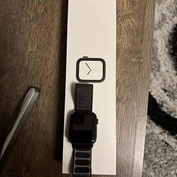 Apple Watch Series 4