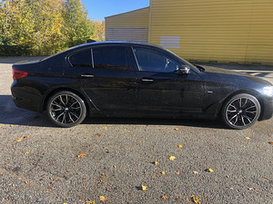 BMW (8 фото из 15)