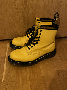 Dr.Martens yellow boots (1 foto / 2)