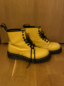 Dr.Martens yellow boots (2 foto / 2)