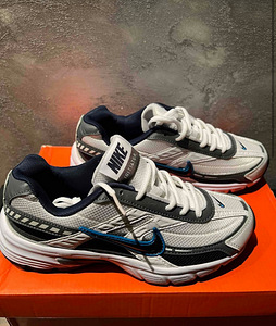 Nike Initiator (1 фото из 5)