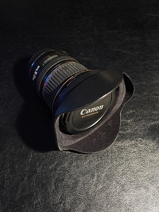 Canon EF-S 10-22mm F3.5-4.5 USM (2 фото из 4)
