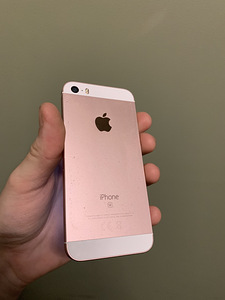 iPhone se 2016 32 ГБ (2 фото из 2)