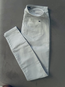 Tommy Hilfiger teksad, 26 suurus (1 foto / 1)