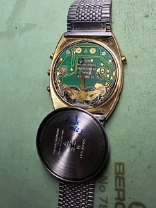 Omega Speedmaster Chronograph Quartz LCD (7 foto / 10)