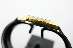 Omega Speedmaster Chronograph Quartz LCD (9 foto / 10)