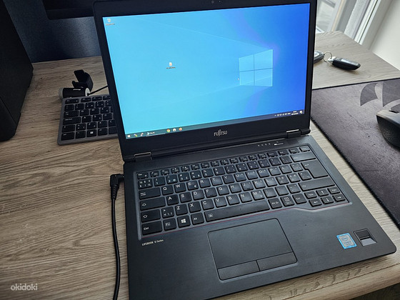 Fujitsu LifeBook U747 Core i5-7200U 8GB DDR4 256 SSD
