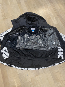 Sulejope Colombia 60€ kantud korra xs suurus (4 foto / 6)