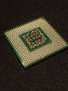 Процессор Intel Pentium (3 фото из 3)