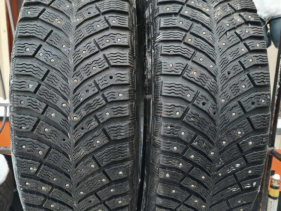 Шины R17 215 65 17 michelin 2шт 5-6мм