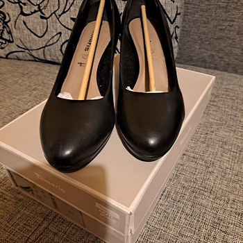 Nahast kingad Tamaris, suurus 42-43