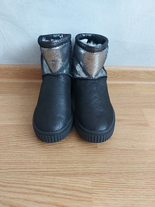 Продам угги от Bartek. (1 фото из 4)