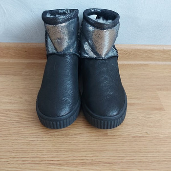 Продам угги от Bartek.