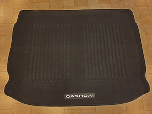 Pagasiruumi matt Nissan Qashkai J12 (1 foto / 2)