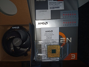 Графический процессор AMD Ryzen 3 3200G Vega 8 (BOX) (4 фото из 6)