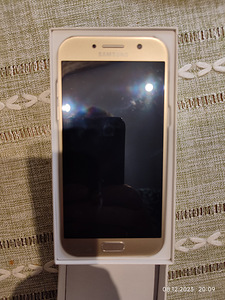 Samsung Galaxy A5 (2 фото из 3)