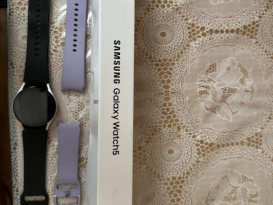 Продажа женских Смарт часов, Samsung Galaxy Watch5.