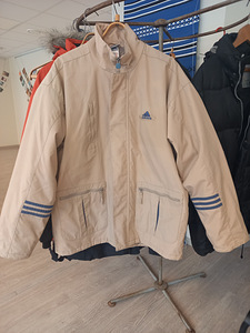 Продам мужскую куртку Adidas (4 фото из 4)