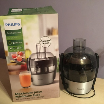 Соковыжималка - PHILIPS .