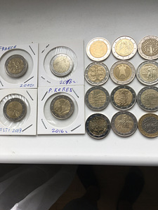 Монеты (2 фото из 6)
