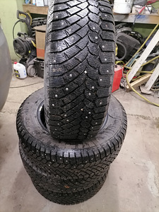 Continental Icecontact 235/60 R16 (1 foto / 5)