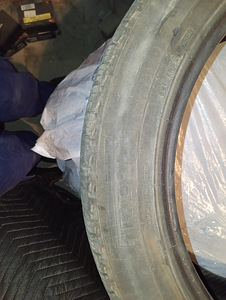 PIRELLI ESCORPION ZERO M + S 275/ 45 /R21 (4 foto / 5)