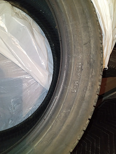 PIRELLI ESCORPION ZERO M + S 275/ 45 /R21 (2 foto / 5)
