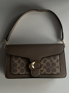 Сумка Coach (2 фото из 4)