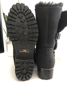 UGG 35 (2 фото из 3)