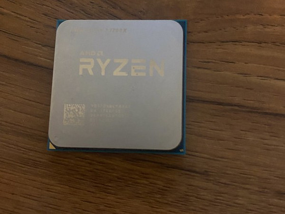 AMD Ryzen 7 1700x