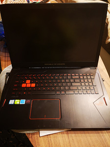ASUS ROG STRIX GL702VM 17.3-INCH GAMING LAPTOP (3 foto / 4)