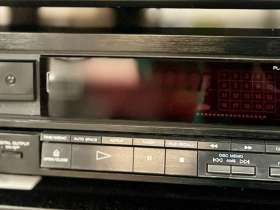 Sony CD mängija CDP-228ESD
