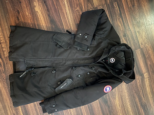 Зимняя куртка Canada Goose Park XS (2 фото из 4)