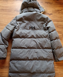 Helly Hanseni talveparka nr S uueväärne vähe kantud (2 foto / 3)
