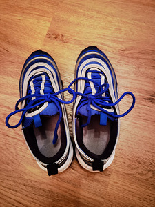 NIKE AIR tossud (3 foto / 3)
