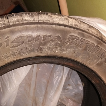 Sigura stud 175-65-r14 4tk.