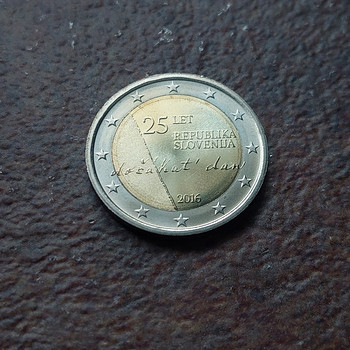 2 euro 25 let republika slovenia UNC 2016 sloveenia slovenia