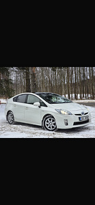 Продам Toyata prius (1 фото из 14)