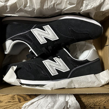 New Balance 373 trainers suurus 45