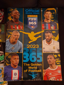 Продам карточки Fifa top c class. (2 фото из 5)